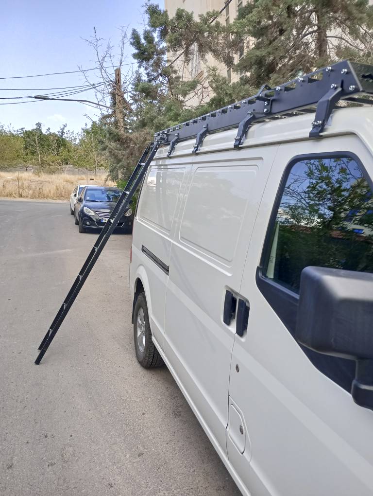 باربند ون اینرودز ۸